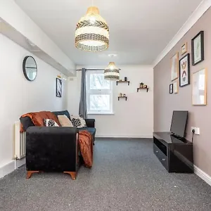 spacious-1-bed-nunhead-peckham-sleeps-4.cambridgehotelsuk.com/