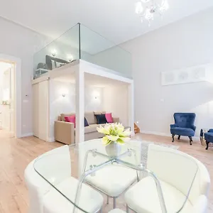 https://white-trees.inbudapesthotels.com